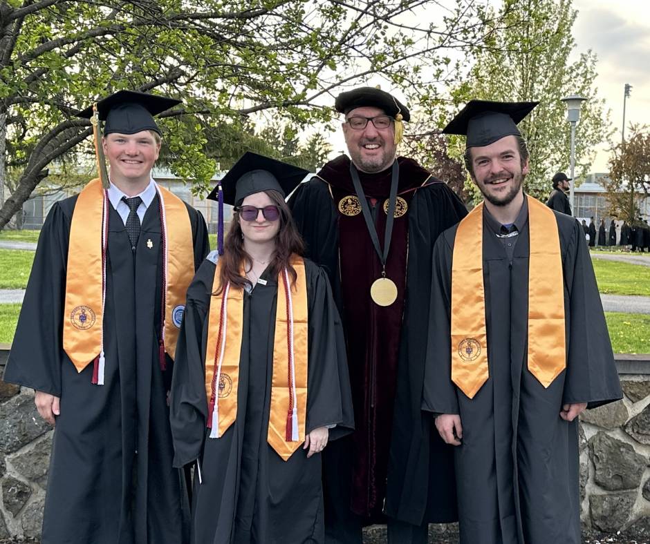 Phi Theta Kappa All New York Academic Team with President Dupee